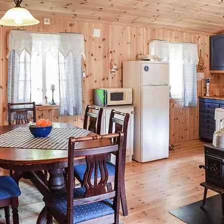 3 Bedroom Beautiful In Hébergement de vacances *