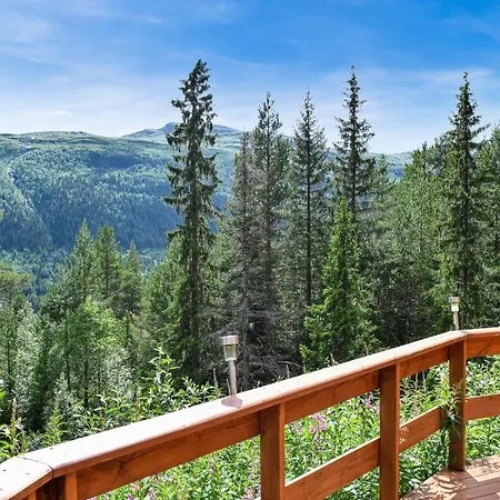 3 Bedroom Beautiful In Hébergement de vacances *